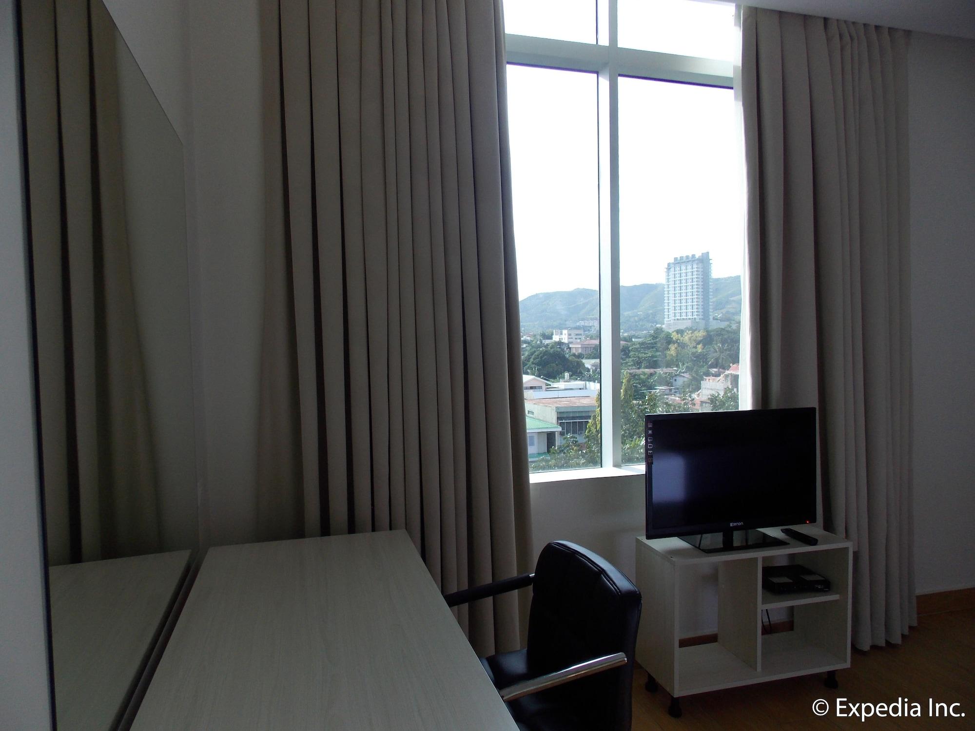 Hamersons Hotel Cebu Bagian luar foto