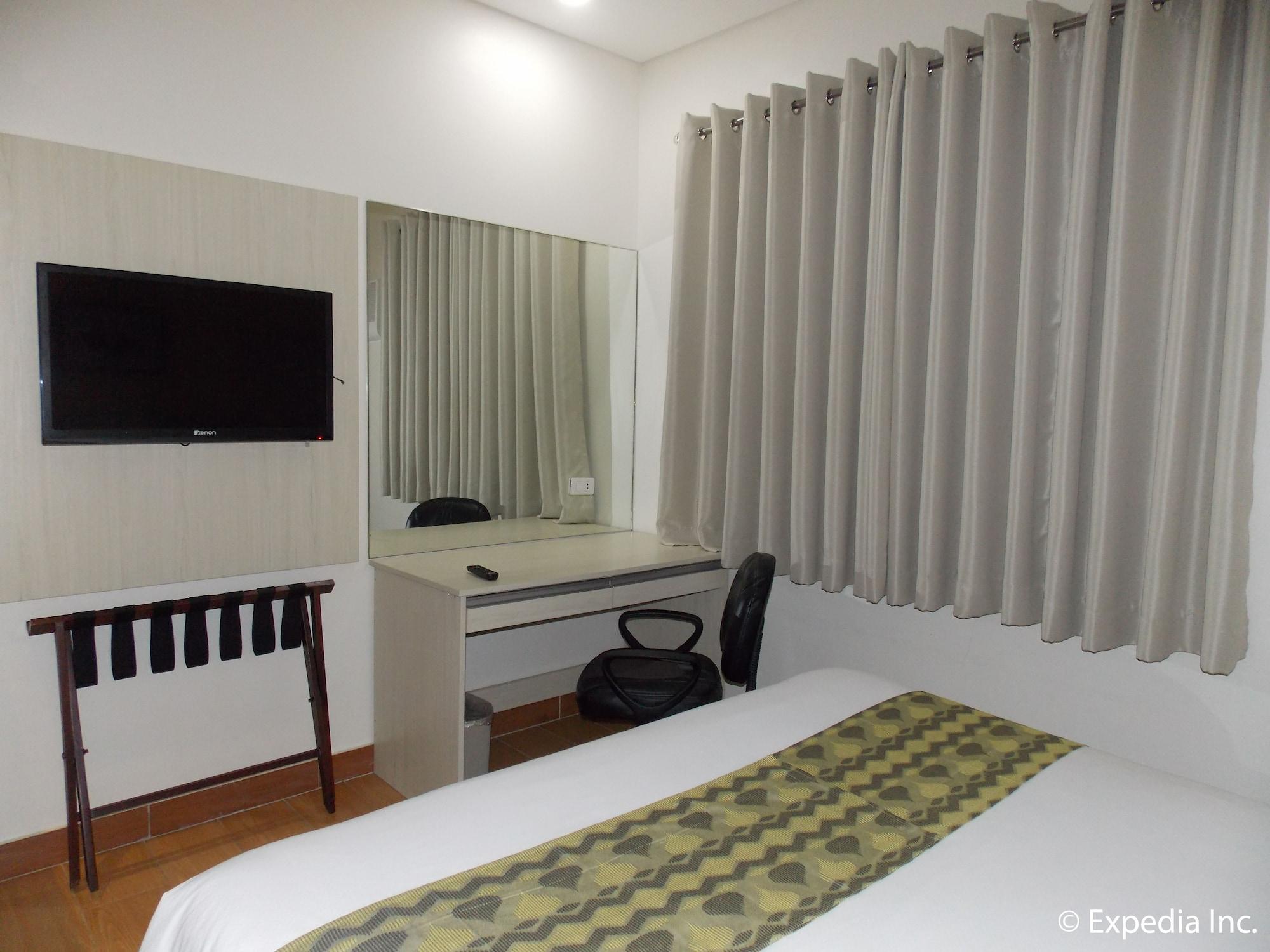 Hamersons Hotel Cebu Bagian luar foto