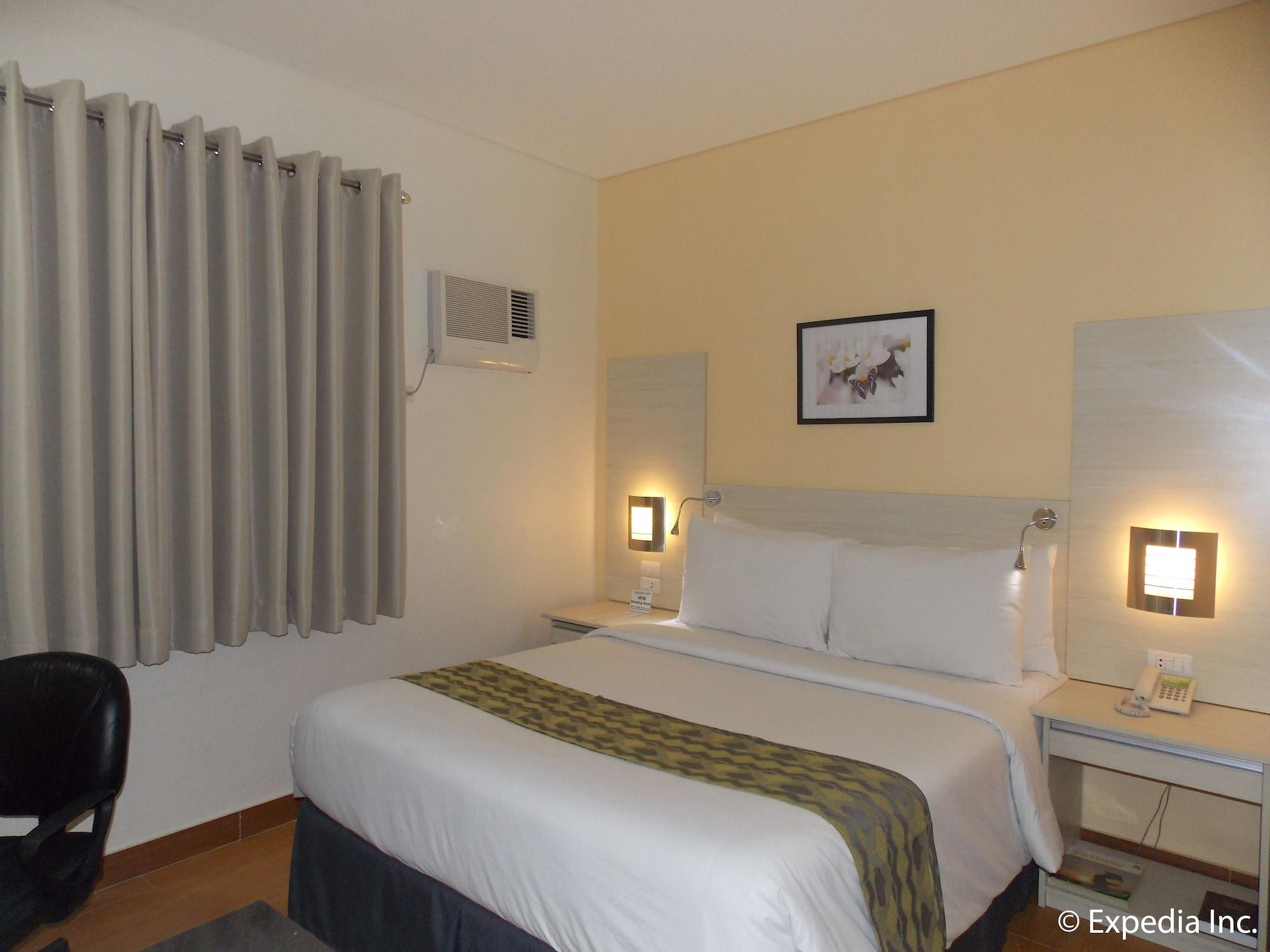 Hamersons Hotel Cebu Bagian luar foto