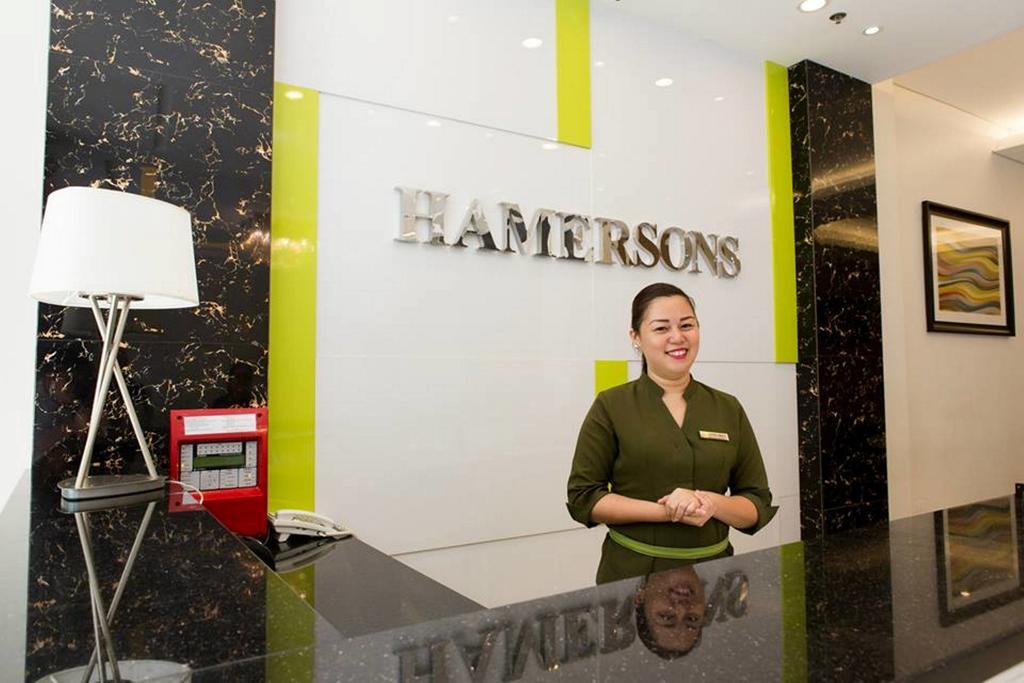 Hamersons Hotel Cebu Bagian luar foto